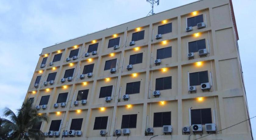 Hotel Dynasty Tarakan Eksteriør bilde