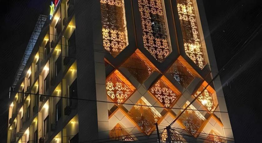 Hotel Dynasty Tarakan Eksteriør bilde