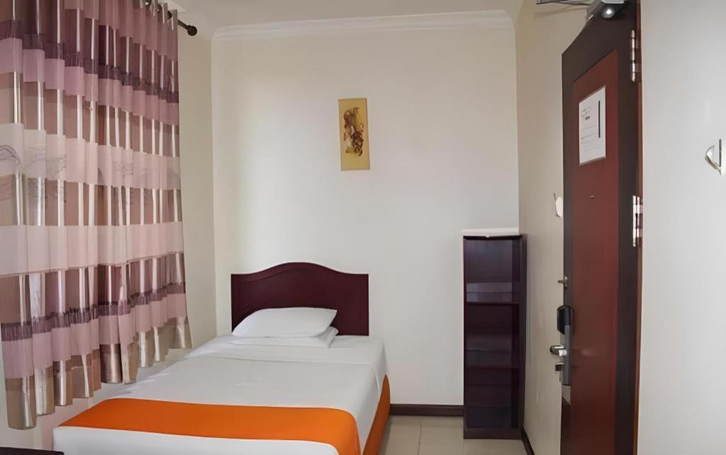 Hotel Dynasty Tarakan Eksteriør bilde